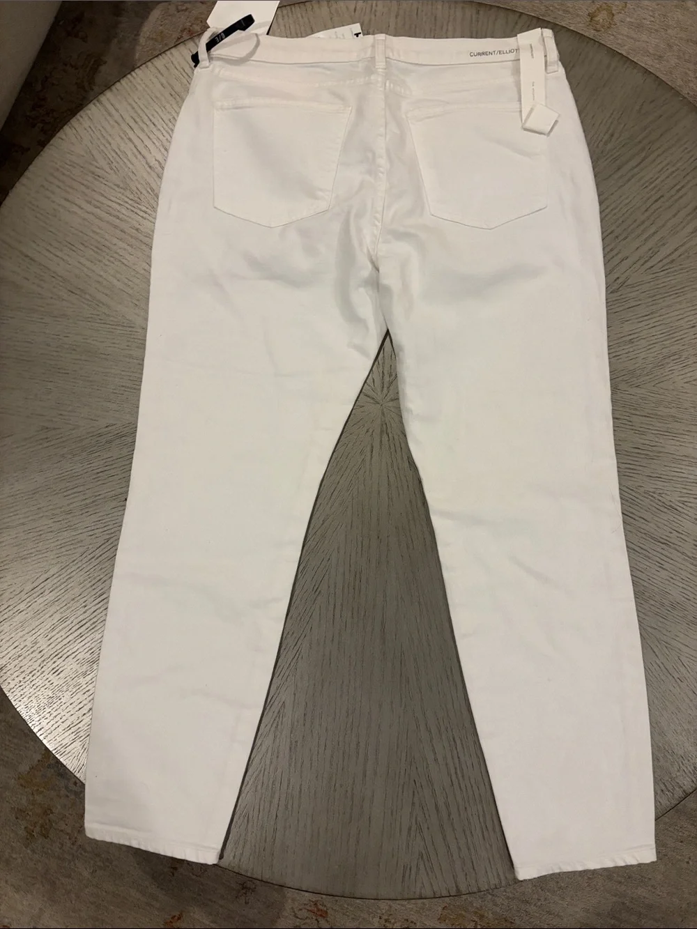 Current/Elliott White Ankle Cropped Jeans